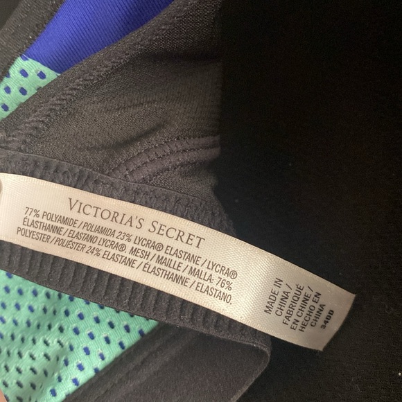 Victoria Sport - Sports Bra - 34DD - Picture 9 of 10